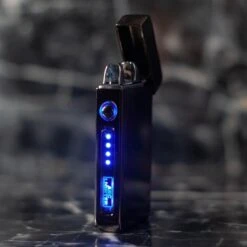 Merkloos Cuberna Elektrische Plasma USB Aansteker Met Batterij Indicator Ice Black - Wind En Storm Bestendig - Geschikt Voor Kaarsen, Vuurwerk, Sigaretten En BBQ -Keuken Grill Promotie 1200x1200 289