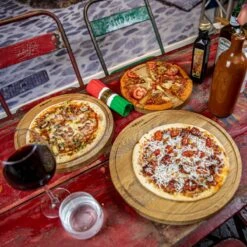 Boska Pizzaplank Friends L - BBQ Accessoires - Eikenhout - Handige Opvanggeul - Ø 34 Cm 32 Boska Pizzaplank Friends L - BBQ Accessoires - Eikenhout - Handige Opvanggeul - Ø 34 Cm -Keuken Grill Promotie 1200x1200 360