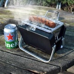 Mikamax Draagbare Mini BBQ - Barbecue - 's Werelds Kleinste Barbecue - Past In Je Broekzak - 18 × 6 × 15,5 Cm - 714 Gram - Mat Zwart -Keuken Grill Promotie 1200x1200 71