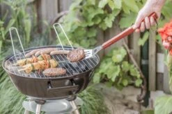 BBQ Collection Houtskoolbarbecue - Kogelbarbecue 45 X 60 Centimeter - Ronde Barbecue - Barbecue Op Wielen - Zwart - Metaal 21 BBQ Collection Houtskoolbarbecue - Kogelbarbecue 45 X 60 Centimeter - Ronde Barbecue - Barbecue Op Wielen - Zwart - Metaal -Keuken Grill Promotie 1200x800 21