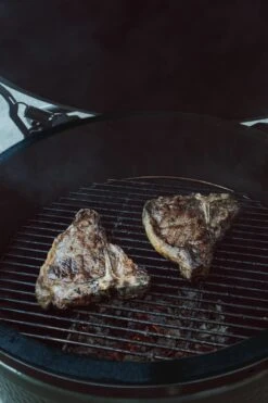 Kamado Vilt | BBQ Vilt | 3 Mm Dik ZWART | Kamado Vervangingsvilt | Hitteseal / Luchtseal BBQ | Geschikt Voor: Big Green Egg, Black Bastard, Kamado Joe, Big Joe & Grill Guru 10 Kamado Vilt | BBQ Vilt | 3 Mm Dik ZWART | Kamado Vervangingsvilt | Hitteseal / Luchtseal BBQ | Geschikt Voor: Big Green Egg, Black Bastard, Kamado Joe, Big Joe & Grill Guru -Keuken Grill Promotie 800x1200