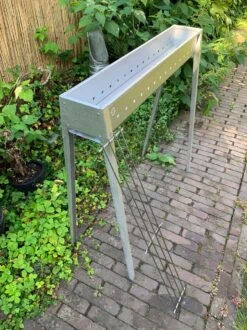 Spiedini Saté-bbq Bali 80 - Saté Houtskoolbarbecue Met Horizontaal Rooster - 80 Cm Lang, 11 Cm Breed - Materiaal: Gealuminiseerd Ijzer 33 Spiedini Saté-bbq Bali 80 - Saté Houtskoolbarbecue Met Horizontaal Rooster - 80 Cm Lang, 11 Cm Breed - Materiaal: Gealuminiseerd Ijzer -Keuken Grill Promotie 899x1200 3